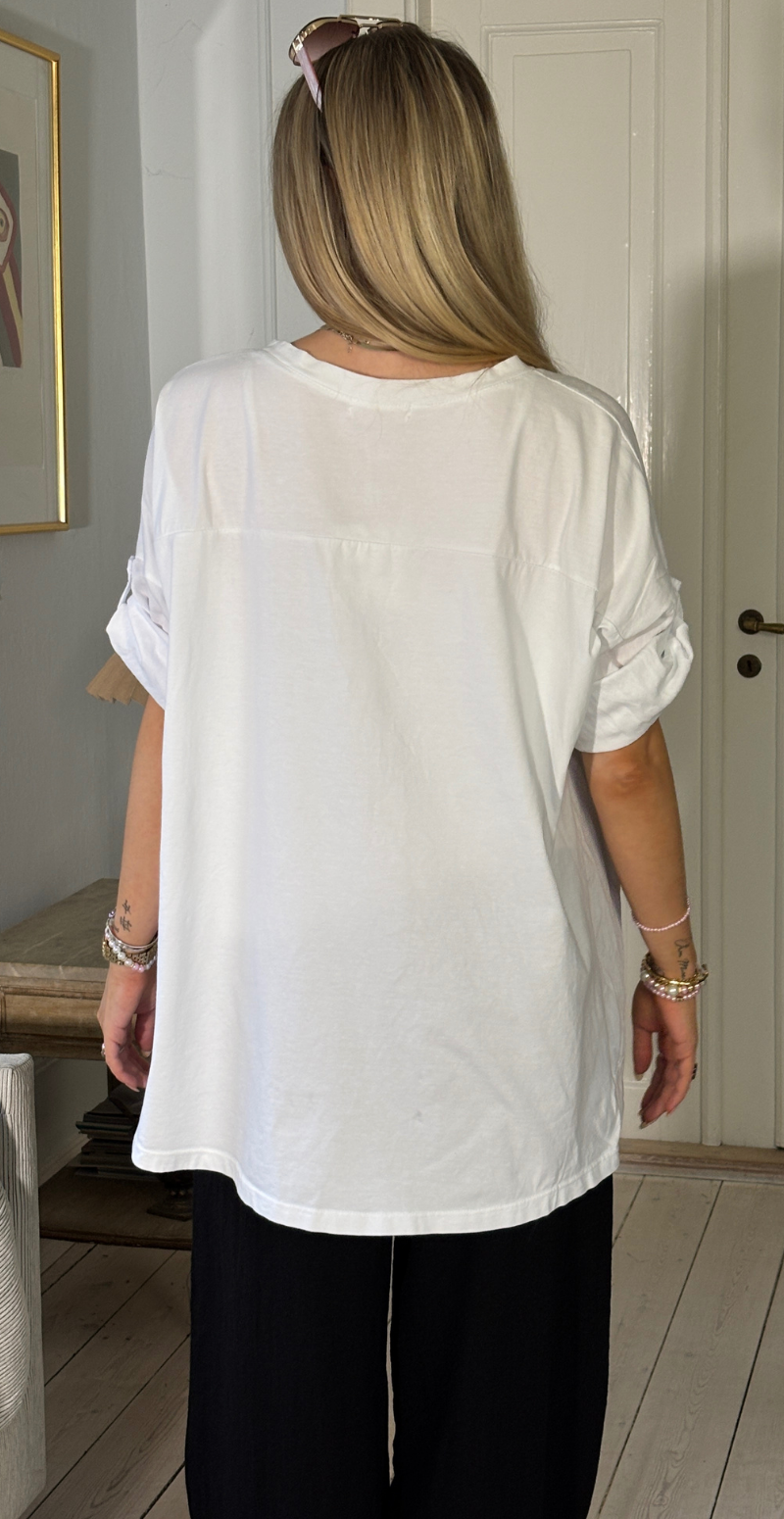 Isola bluse med korte ærmer og marguerit blomst hvid LikeLondon