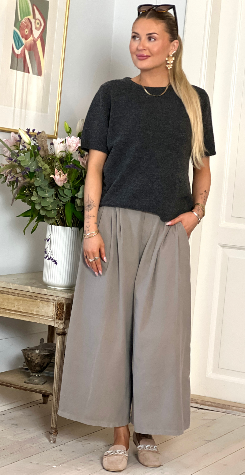 Marnie fløjlsbukser med vidde fango LikeLondon