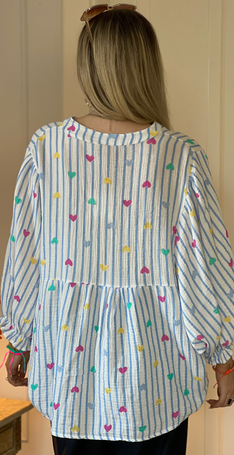 Maryah bluse med striber og hjerter sky blue LikeLondon