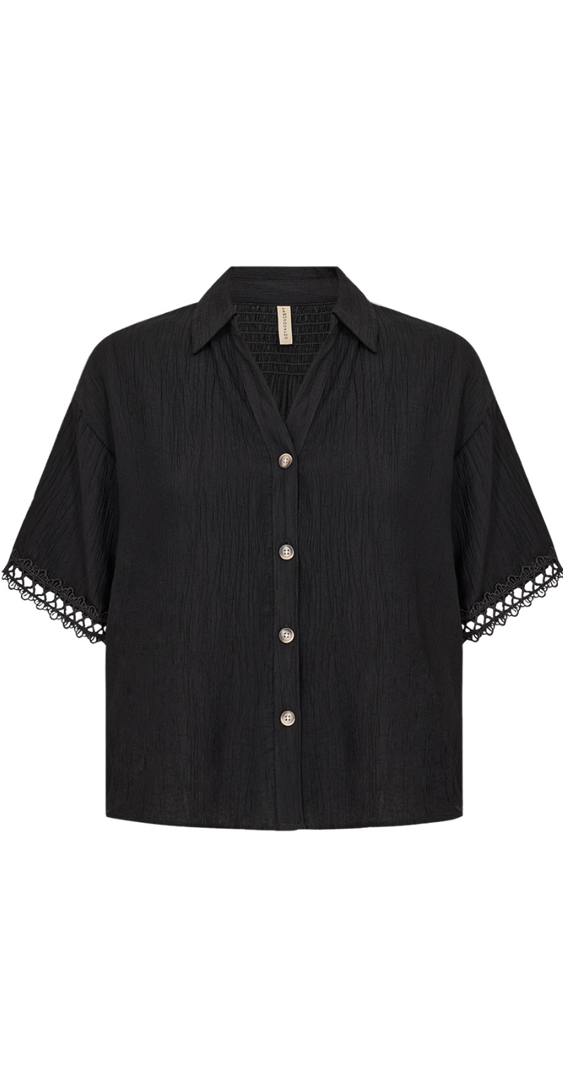 Regina skjortebluse med blondekant sort LikeLondon