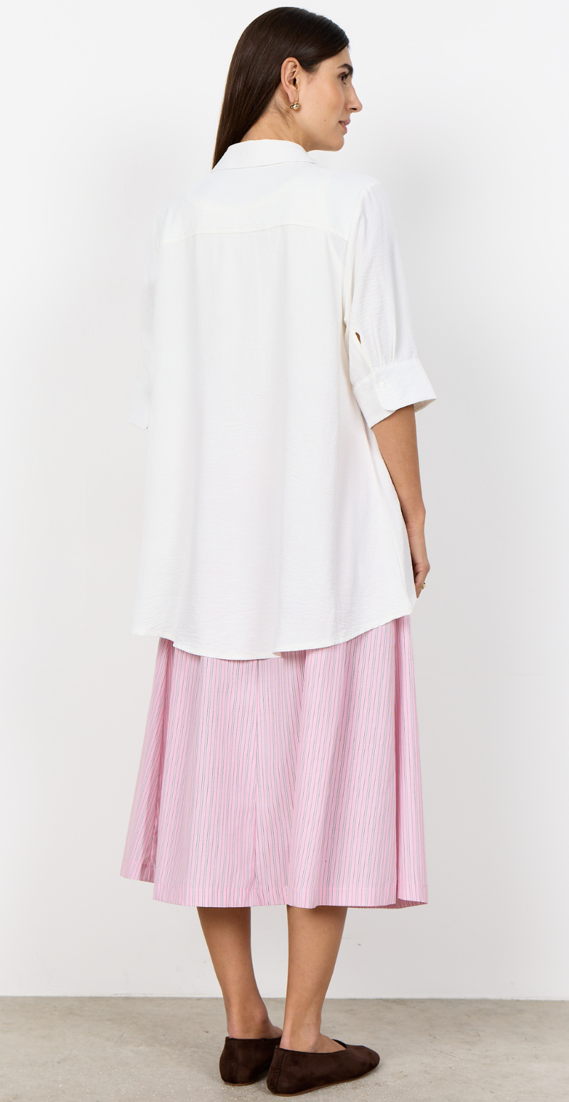 Carrie skjortebluse med længde bagtil hvid LikeLondon