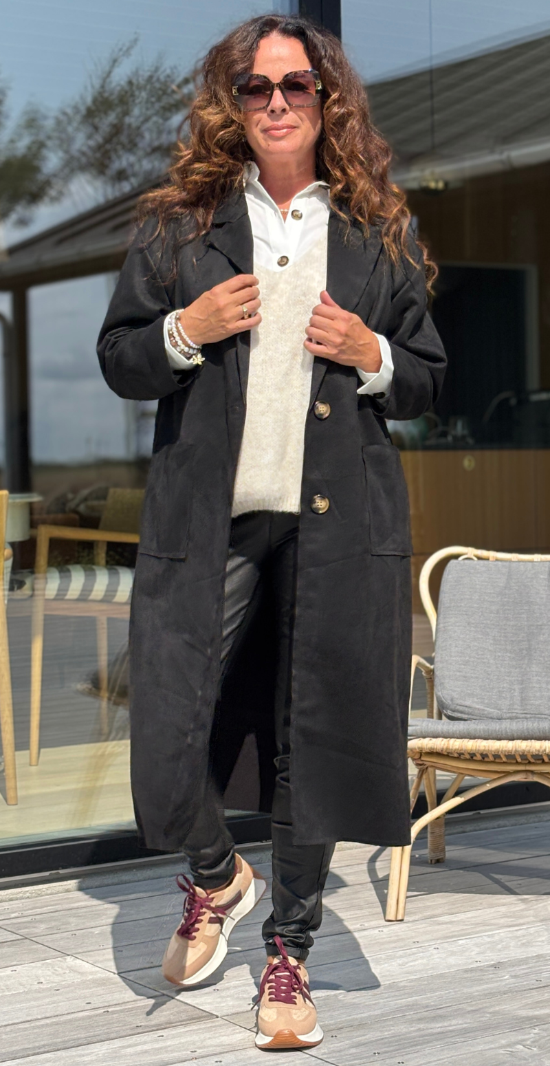 Kamella lang jakke i ruskindslook med knapper sort LikeLondon