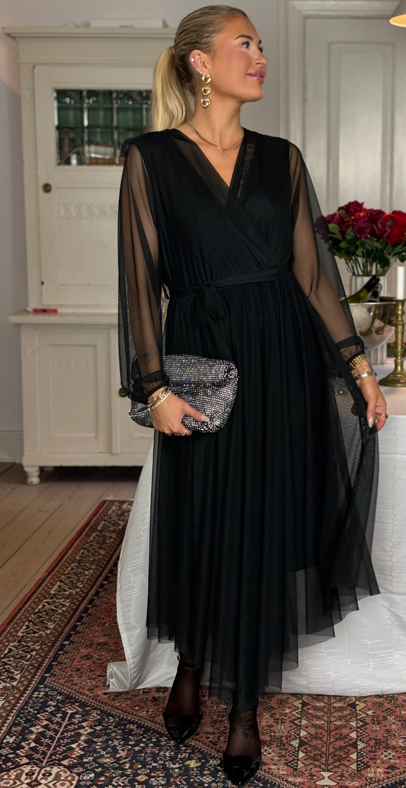 Angelika chiffon kjole med bindebånd sort LikeLondon