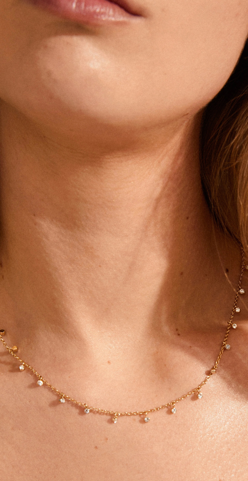 Maja halskæde med krystalcharms guldbelagt Pilgrim