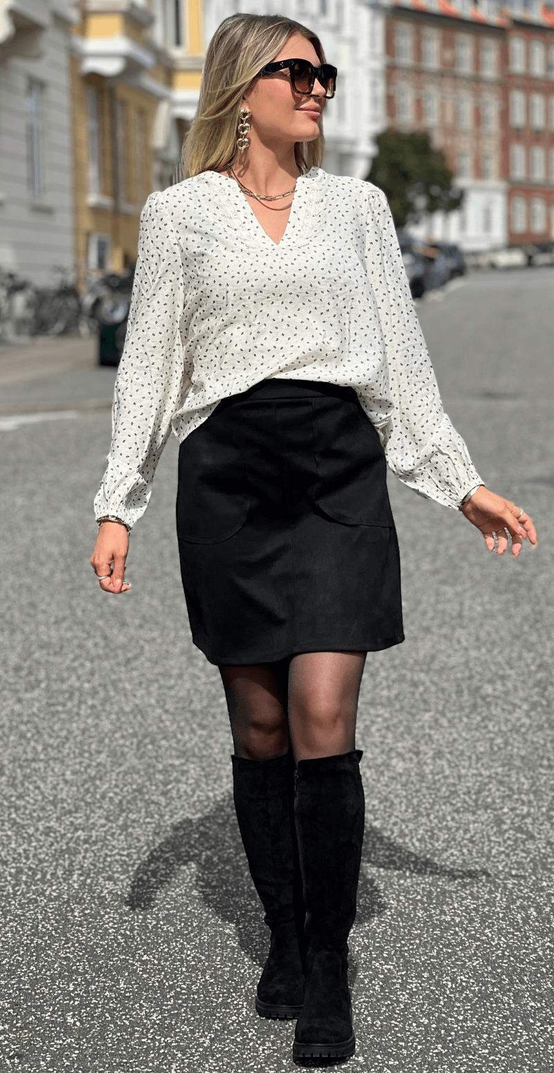 Elin bluse Star Off-white w. Black