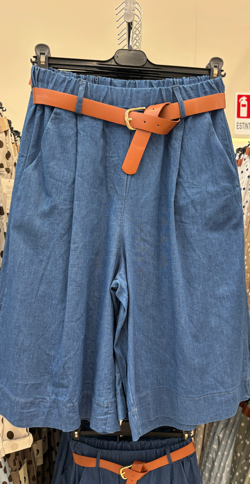 Emma bermuda shorts og bælte jeans LikeLondon