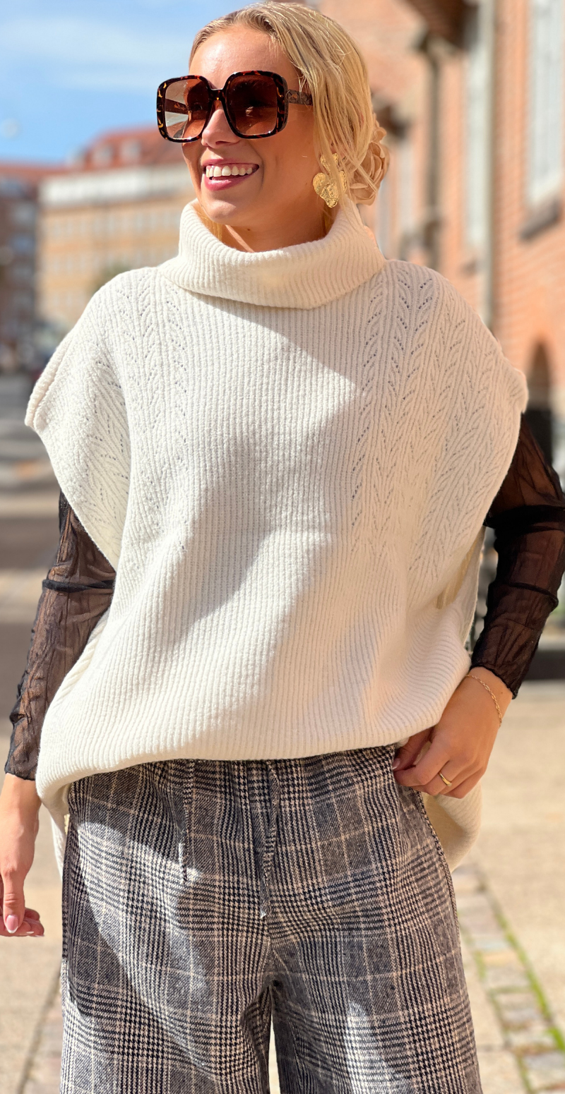 Vilko poncho med høj hals birch melange b.young