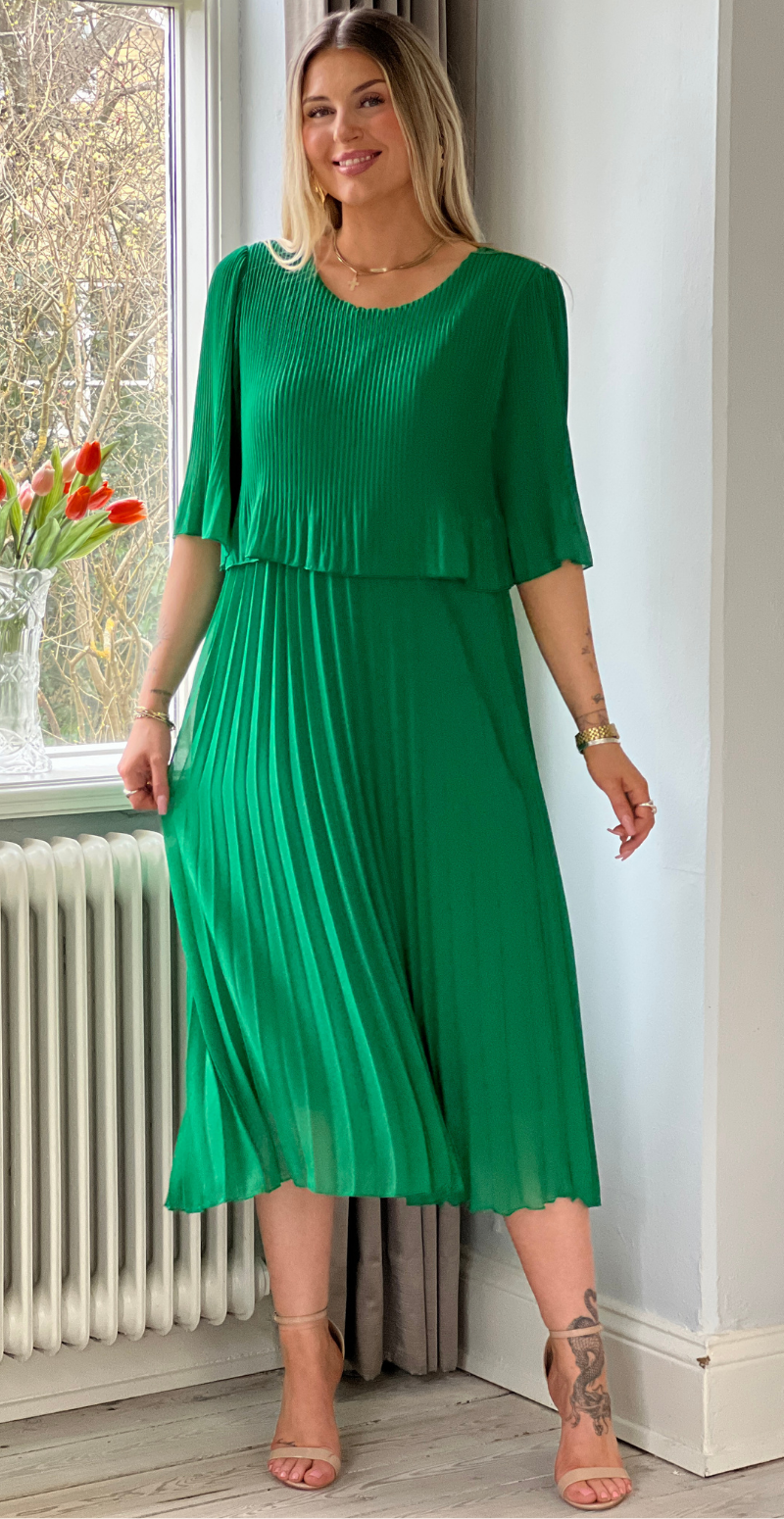 Forudbestil uge 15 Carmen plisseret kjole med elastik i taljen grøn LikeLondonf