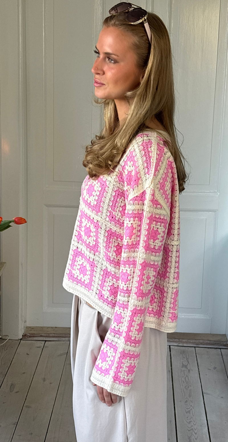 Isolde hæklet patchwork bluse pink LikeLondon