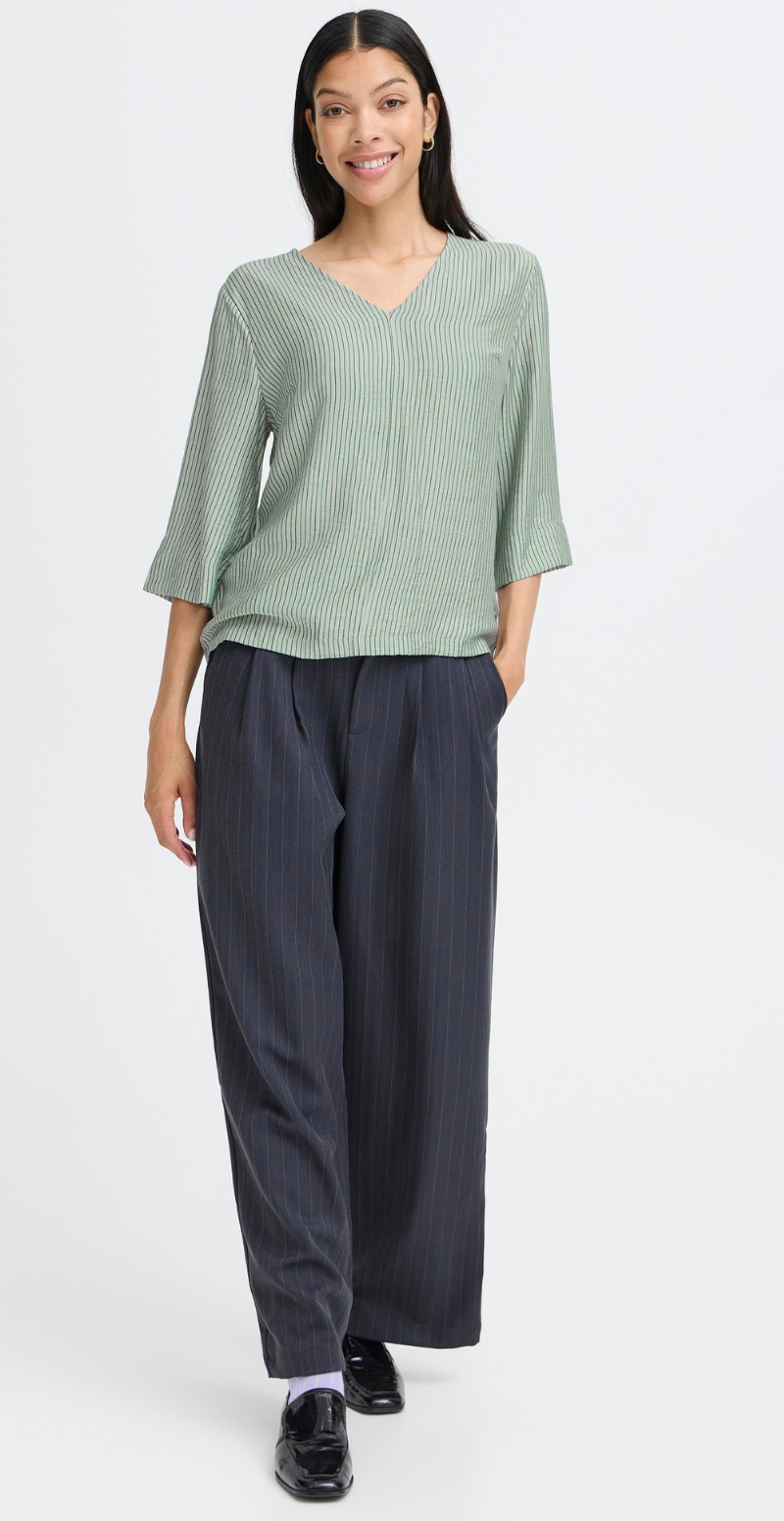 Fie bluse med v-hals og striber aqua gray mix B.young