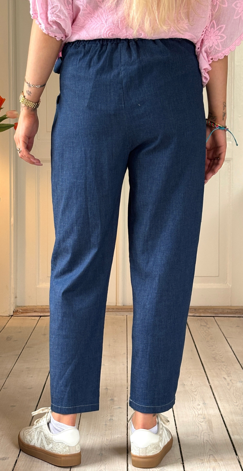 Polly denimbukser med slå-om effekt dark jeans LikeLondon