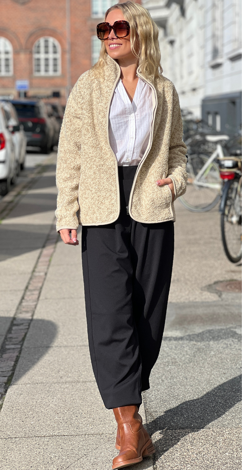 Bessie jakke i teddylook med foer beige Soya Concept