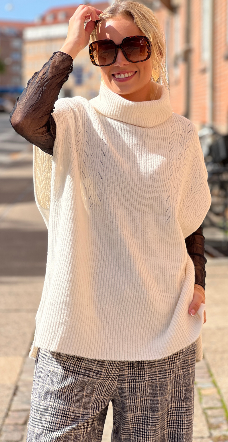 Vilko poncho med høj hals birch melange b.young