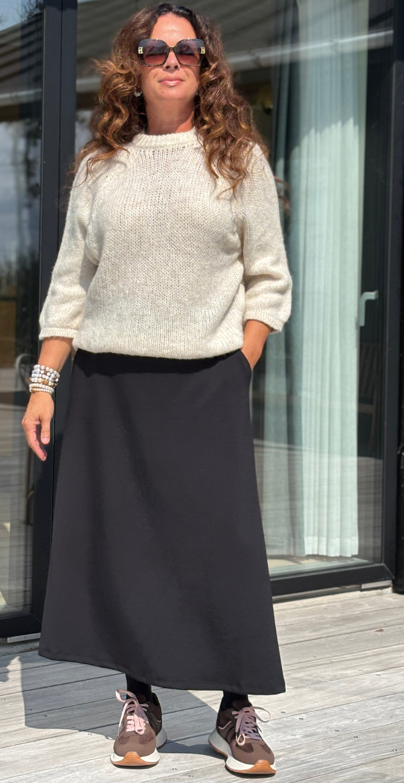 Andrea striktrøje med 3/4 ærmer beige LikeLondon