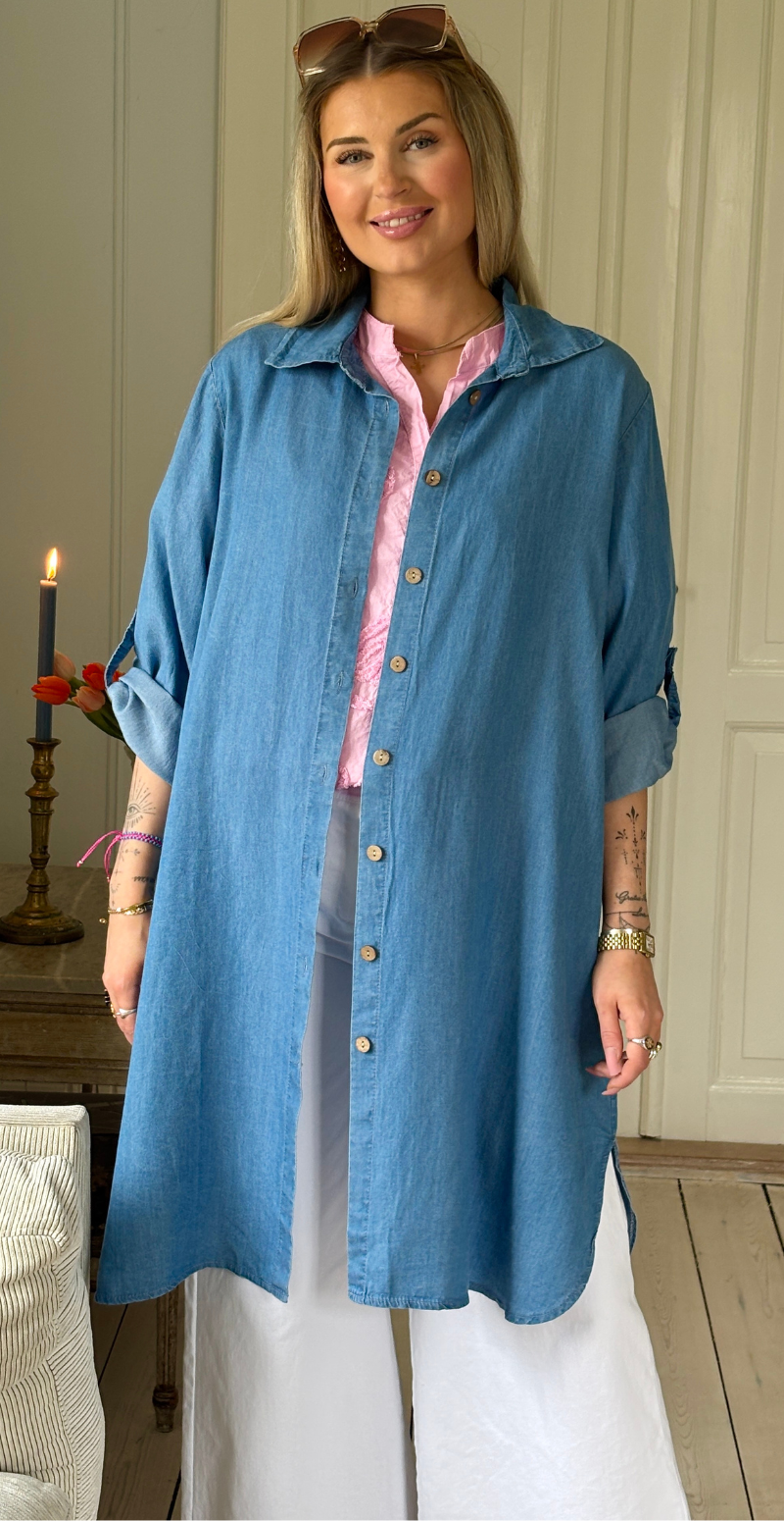 Ivy denim kjole med knapper medium jeans LikeLondon