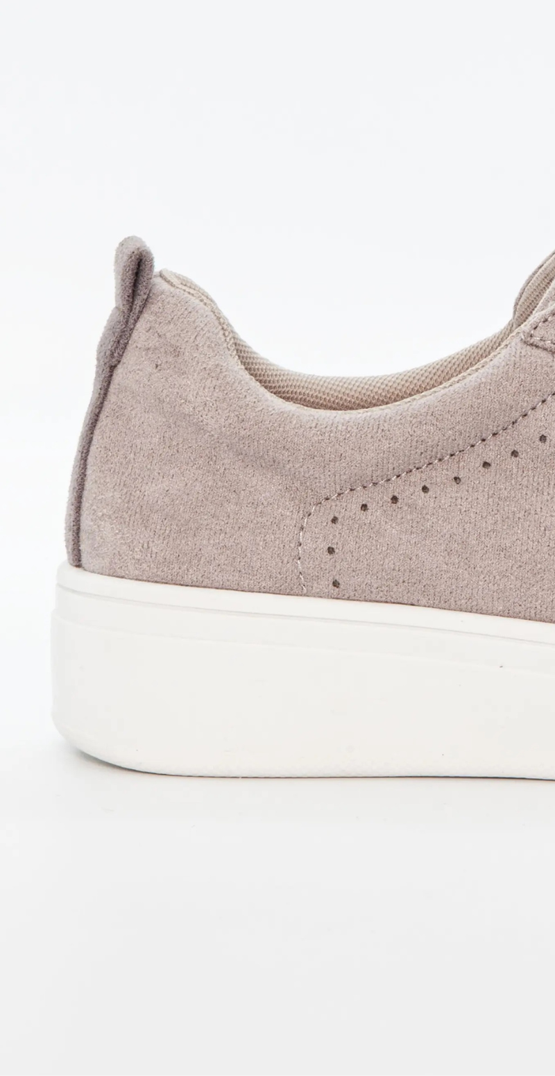 Sneaker I imiteret ruskind med elastik grå Duffy