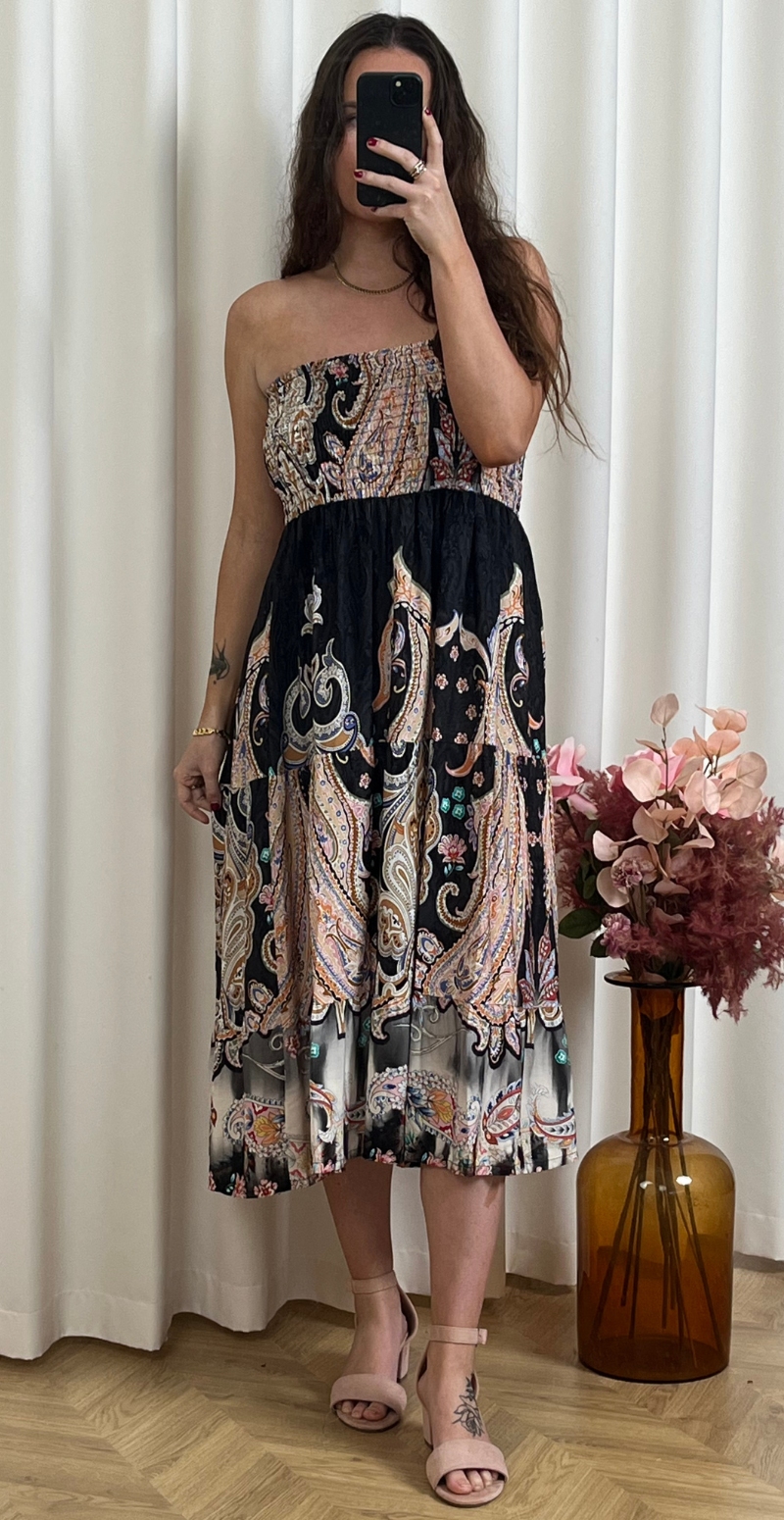 Thora nederdel med paisley print sort LikeLondon