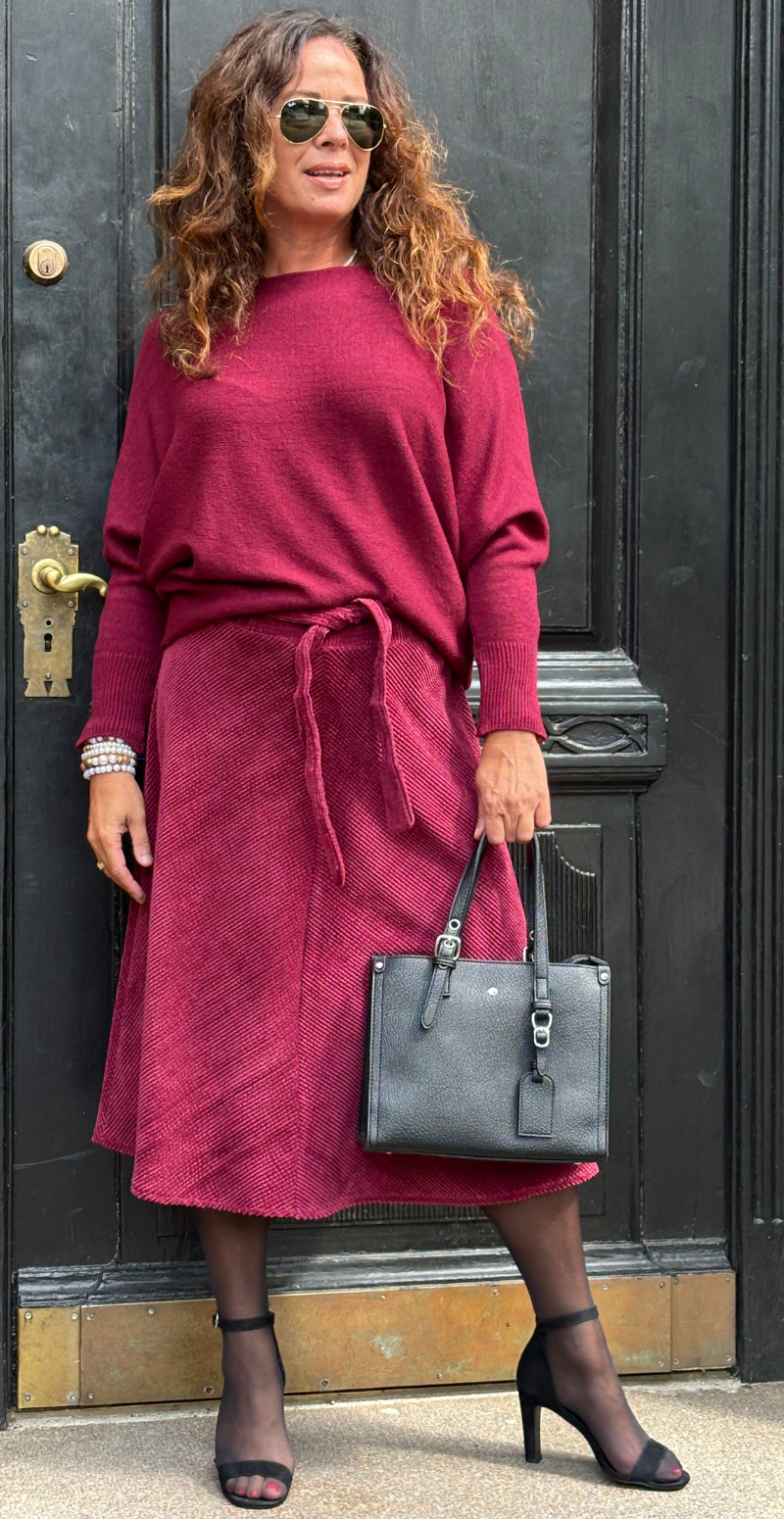 Amalie fløjlsnederdel med bindebånd i taljen bordeaux LikeLondon
