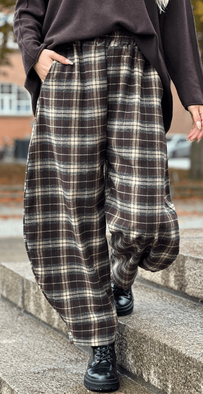 Sonya ternet barrel balloon bukser brun LikeLondon