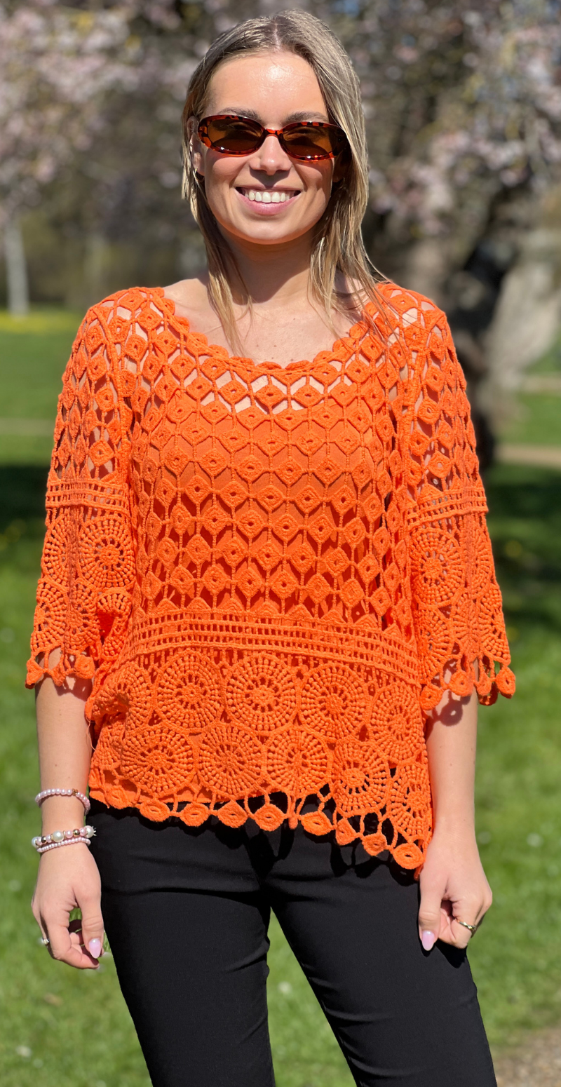 Alisa hæklet bluse med indertop orange LikeLondon