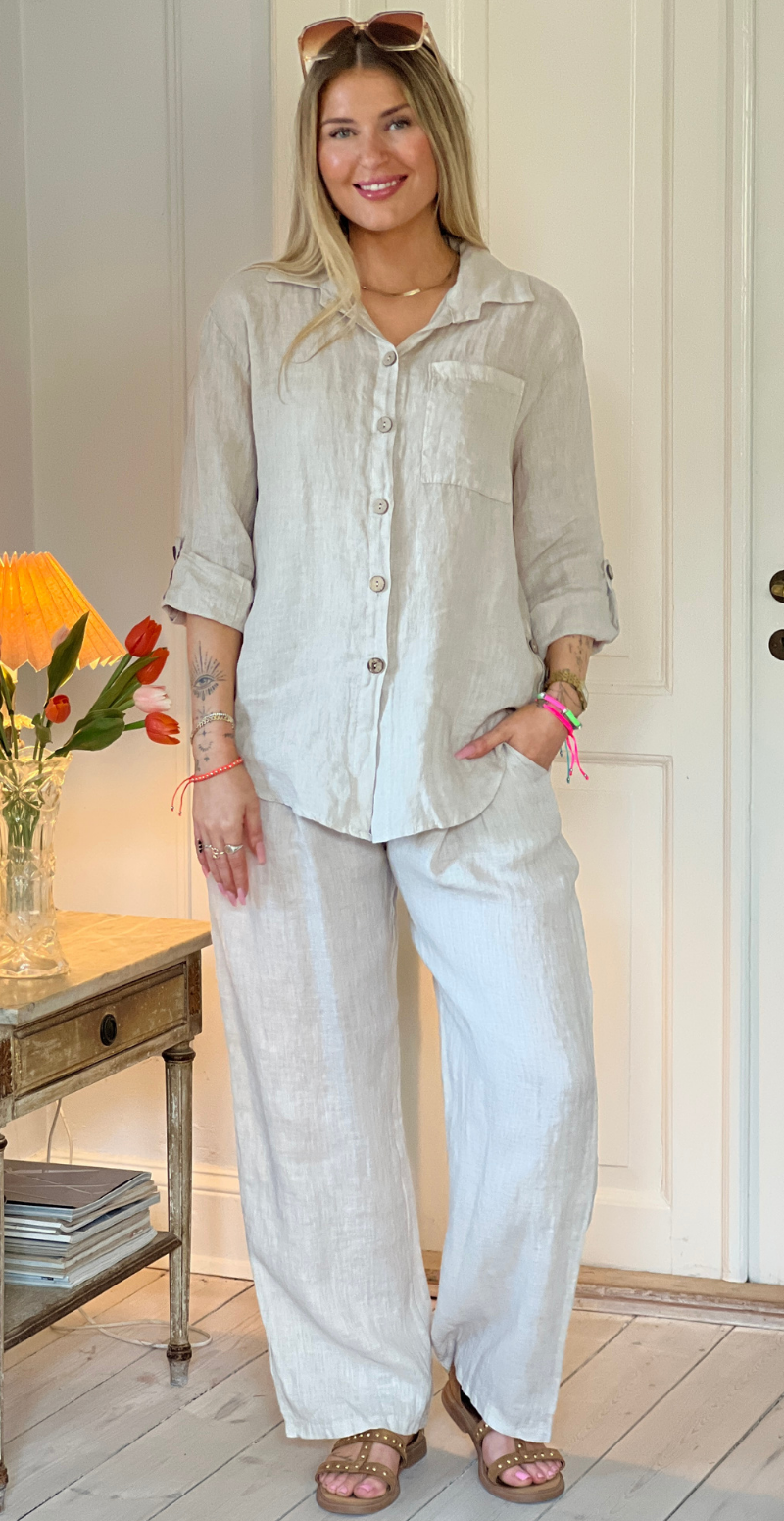 Bicca hørskjorte med brystlomme og pynteknapper beige LikeLondon