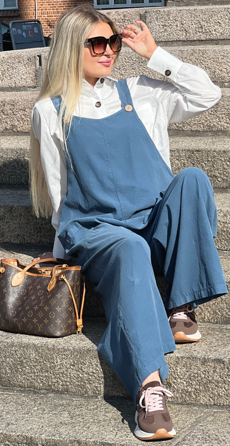 Esry buksedragt i fløjl og med træknapper denim/jeans LikeLondon