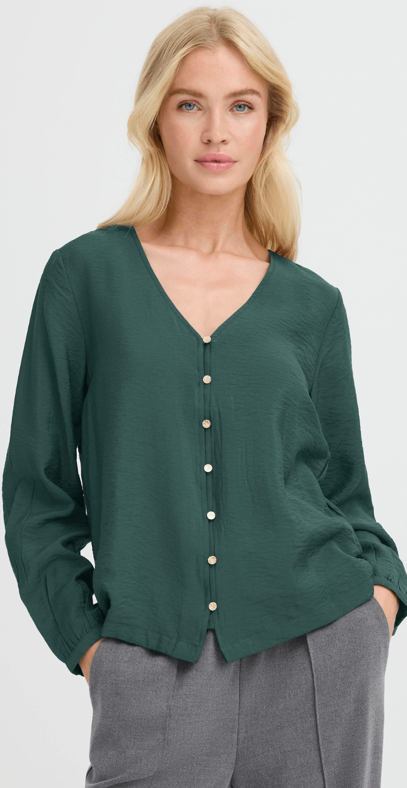 Fara bluse med guldknapper green gables
