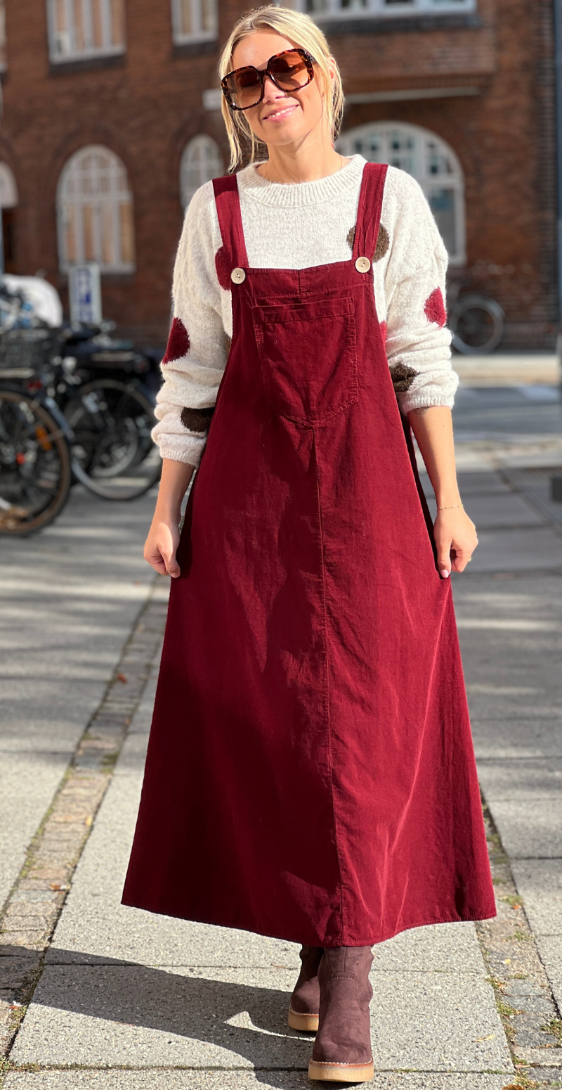 Camelia spencer i fløjl med lomme og træknapper bordeaux LikeLondon