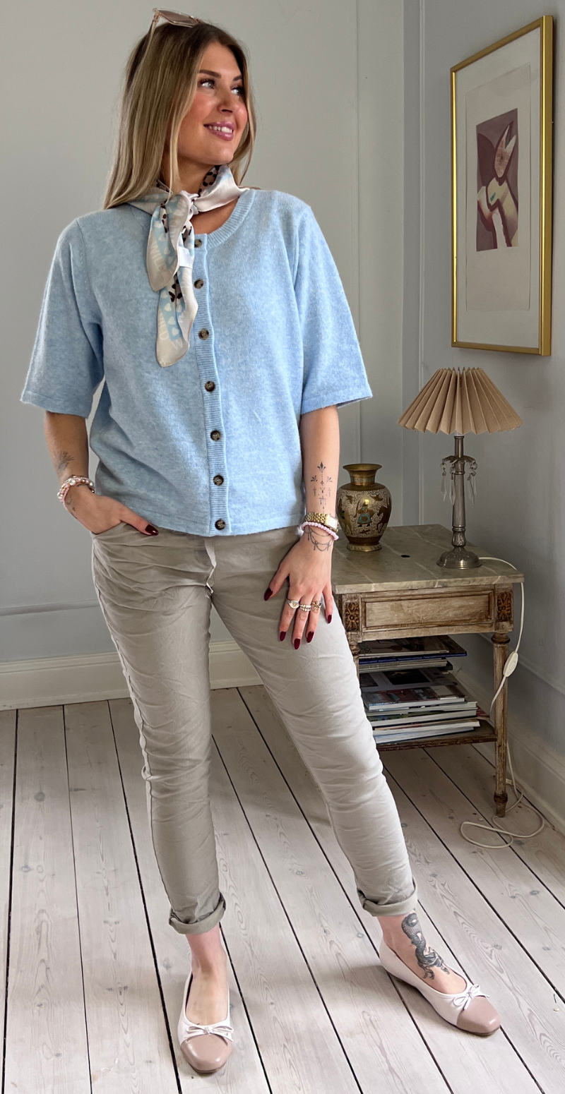 Orlean cardigan lysblå LikeLondon