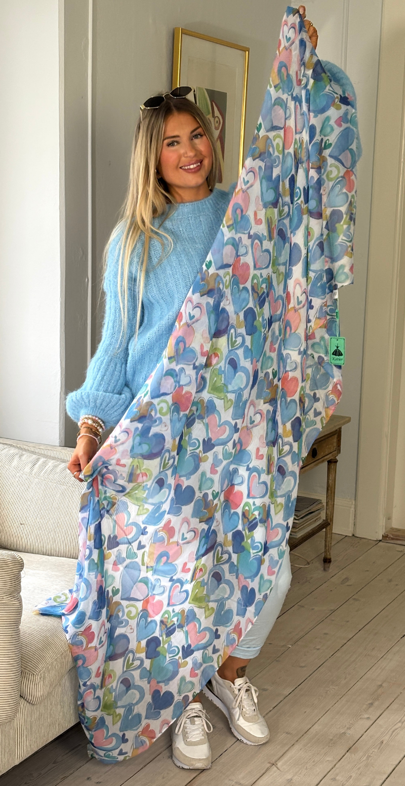 Tørklæde med hjerter i forskellige farver blå LikeLondon