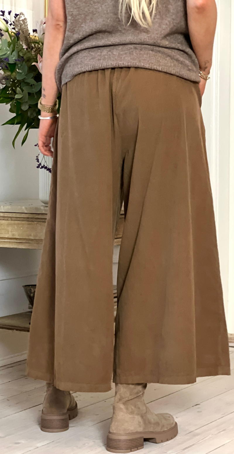 Marnie fløjlsbukser med vidde noce LikeLondon