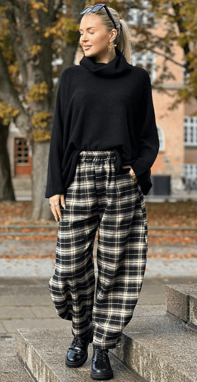 Sonya ternet barrel balloon bukser sort LikeLondon