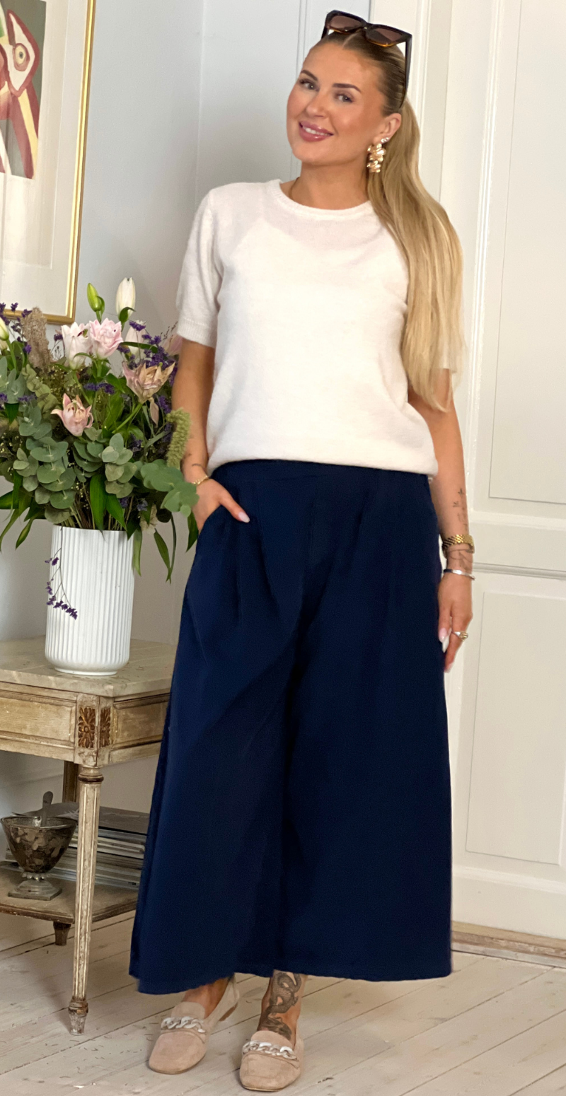 Marnie fløjlsbukser med vidde navy LikeLondon