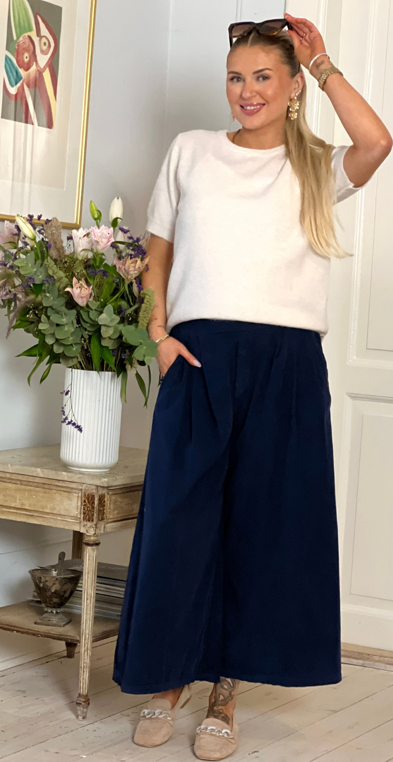 Marnie fløjlsbukser med vidde navy LikeLondon