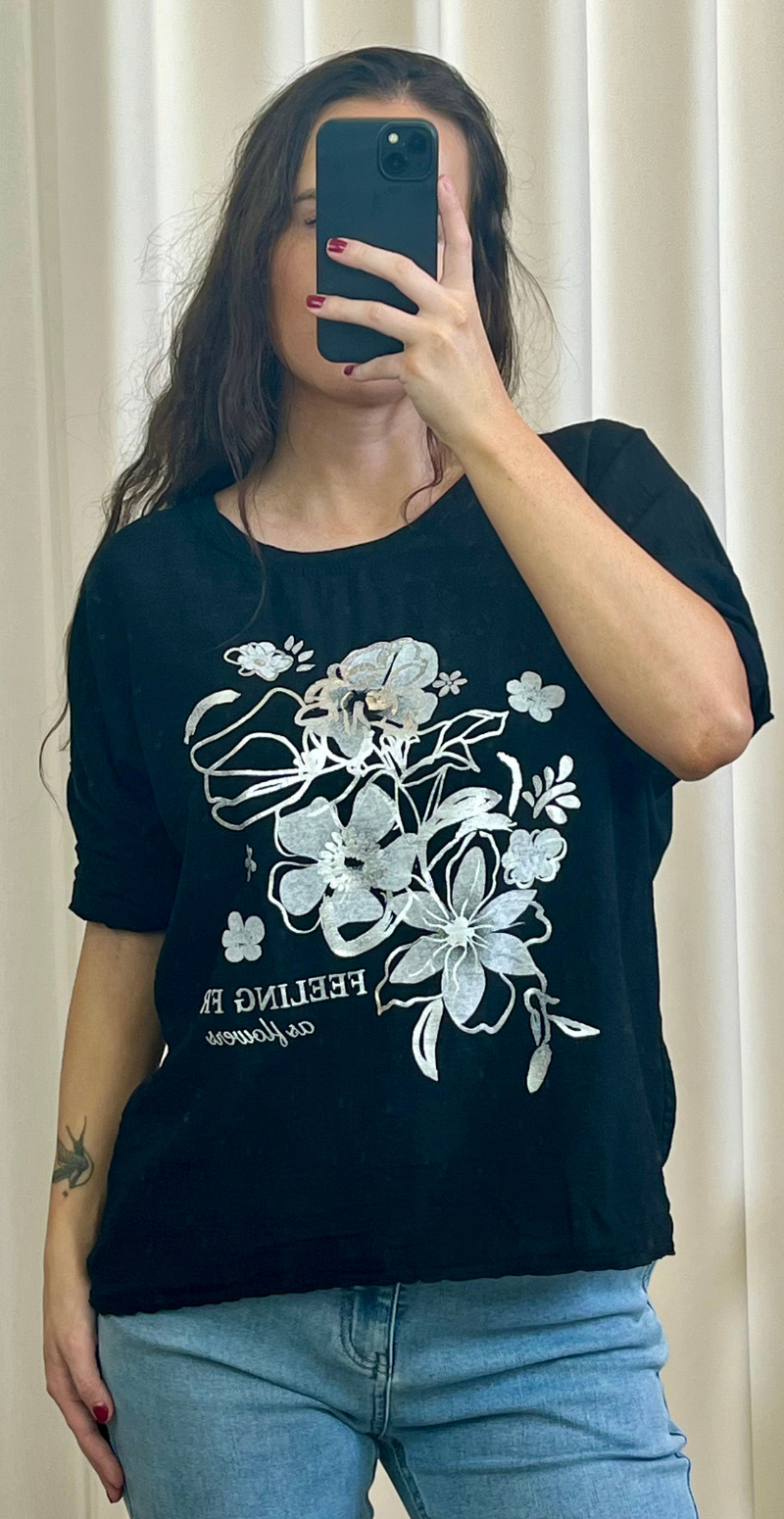 Lena bluse med sølv blomstermotiv sort LikeLondon