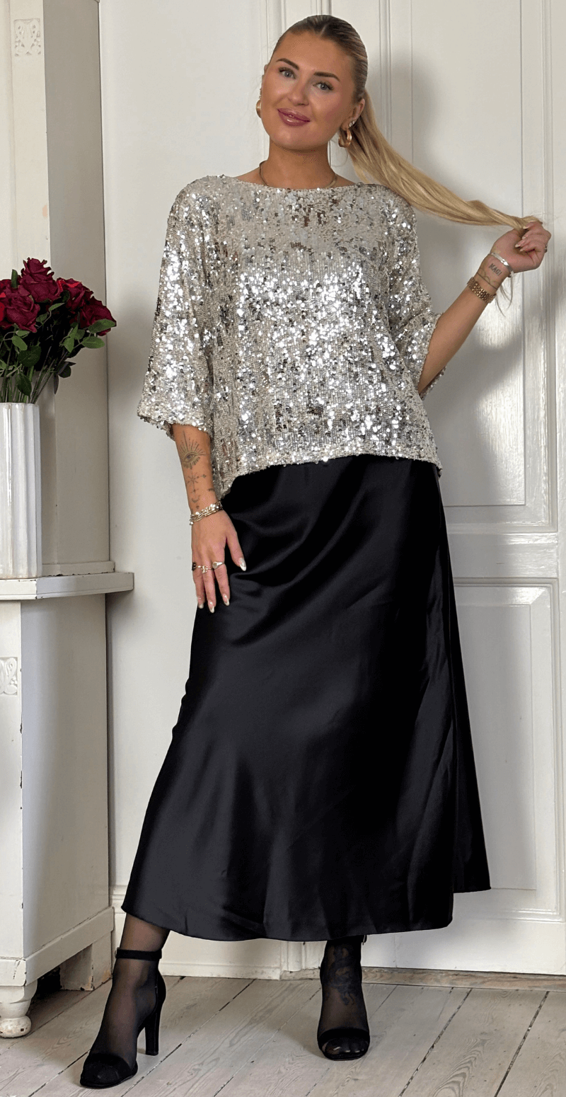 Cissi satin nederdel sort LikeLondon