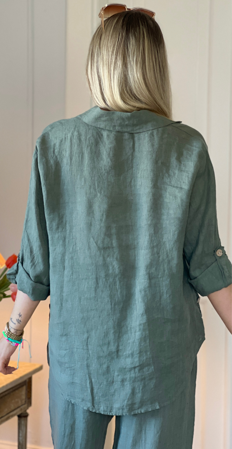 Bicca hørskjorte med brystlomme og pynteknapper militare LikeLondon