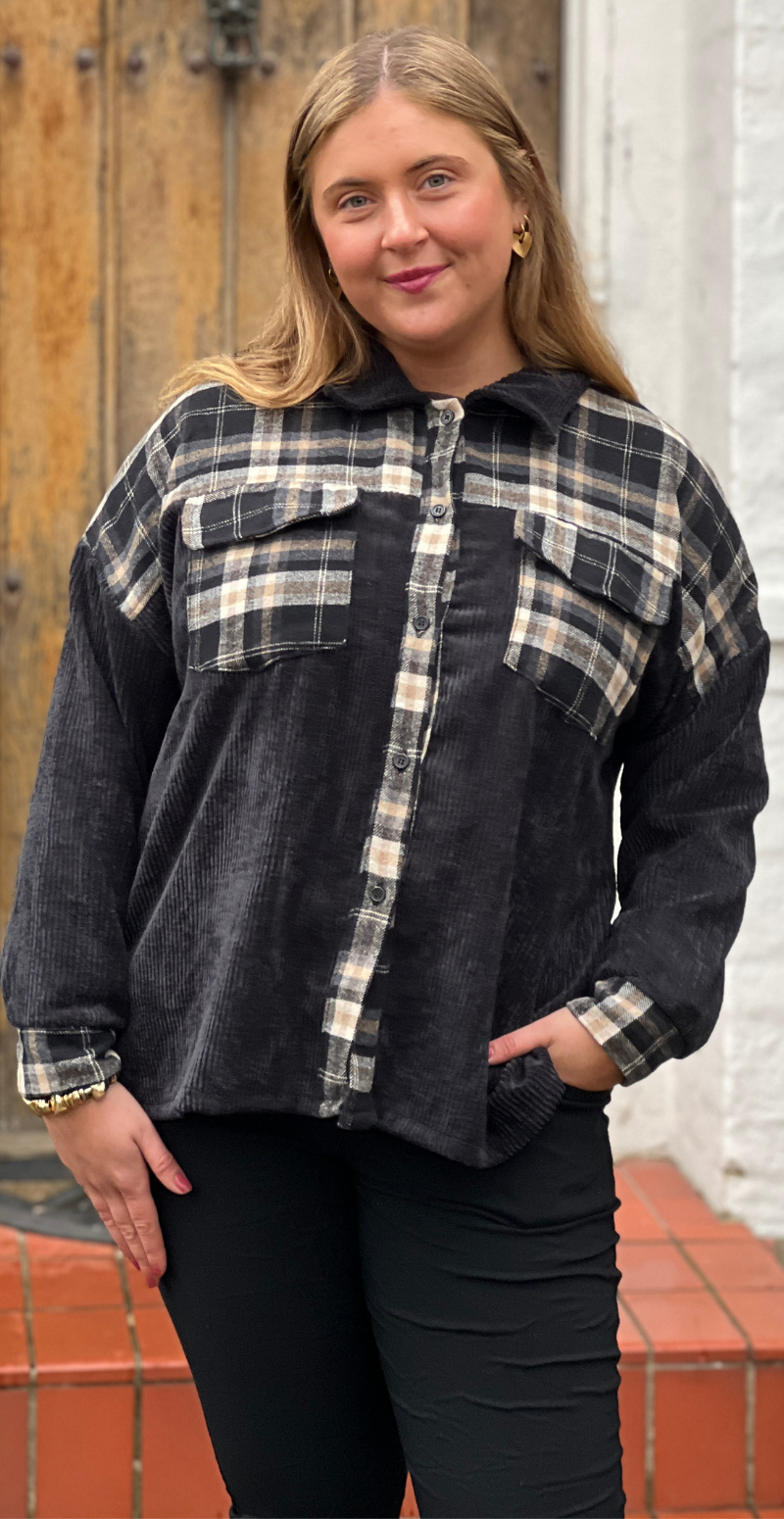 Bolette skjorte i fløjl med ternet detaljer sort LikeLondon