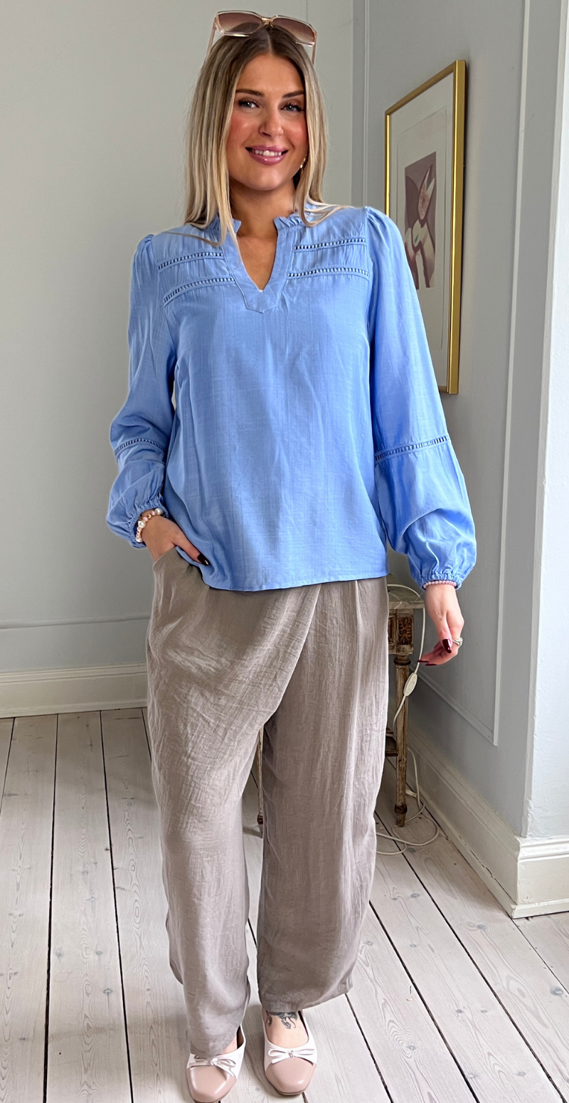 Normi bukser med træknap og slå-om effekt fango LikeLondon