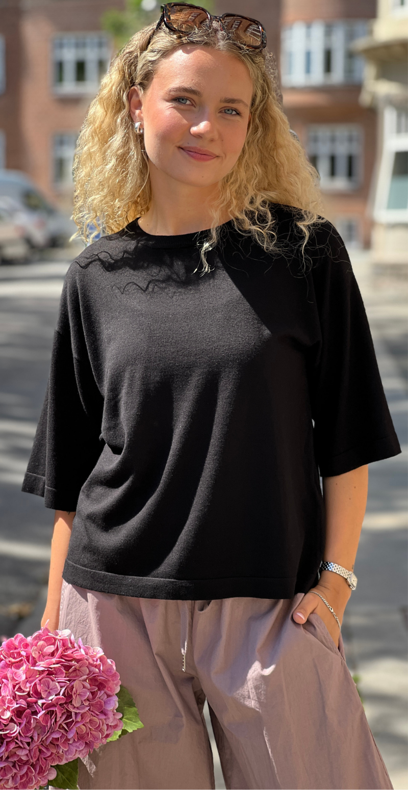 Conny pullover med 3/4 ærmer black Freequent
