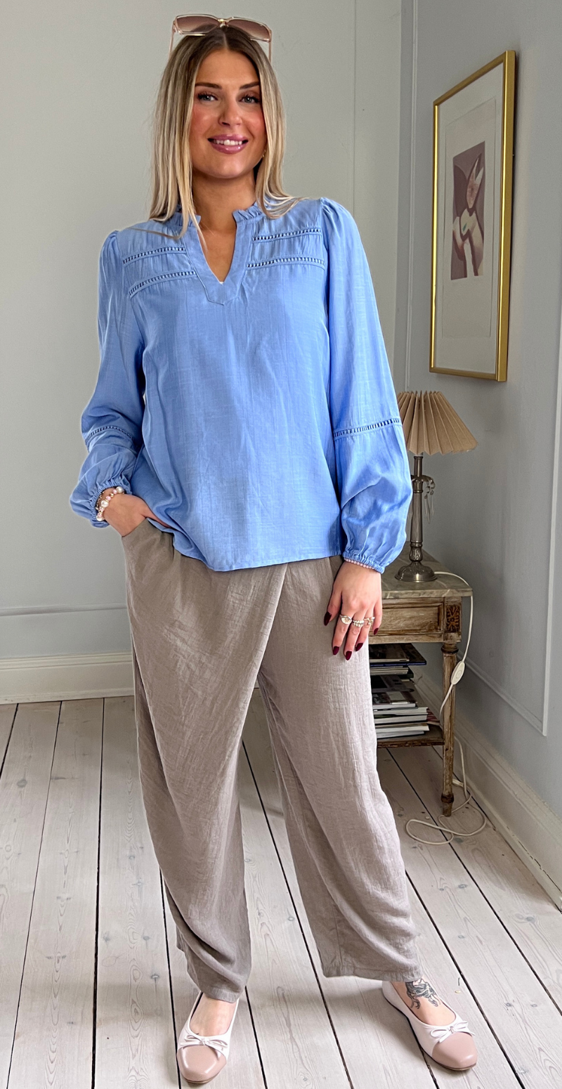 Antina bluse vista blue Freequent
