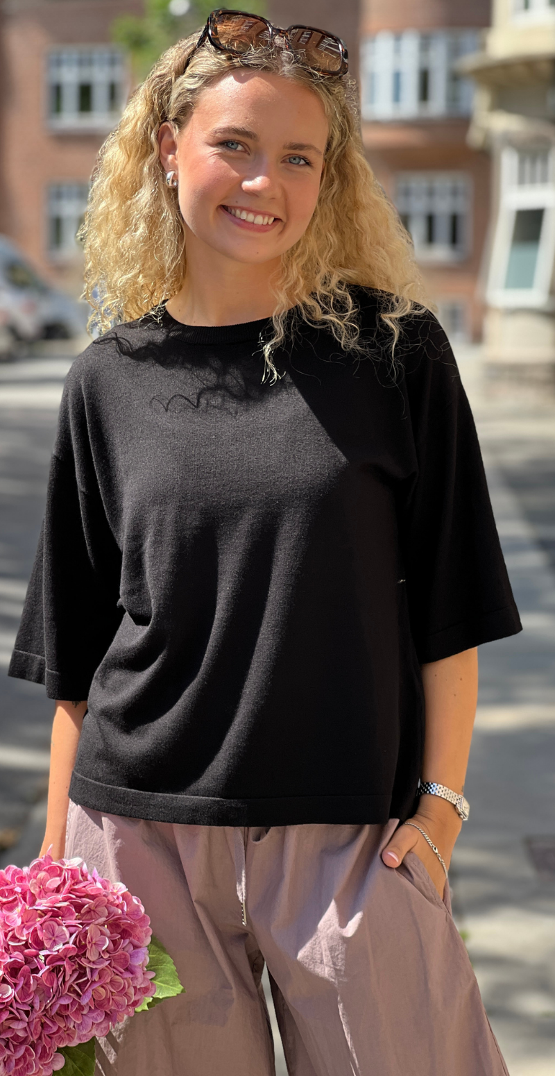 Conny pullover med 3/4 ærmer black Freequent