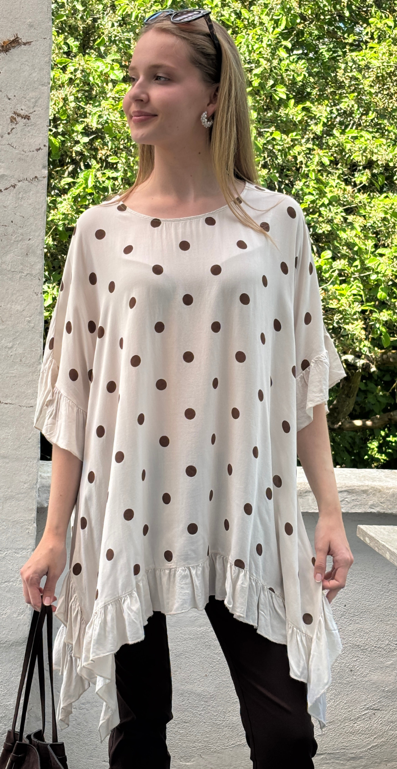 Sigrid bluse med vidde og prikker beige LikeLondon