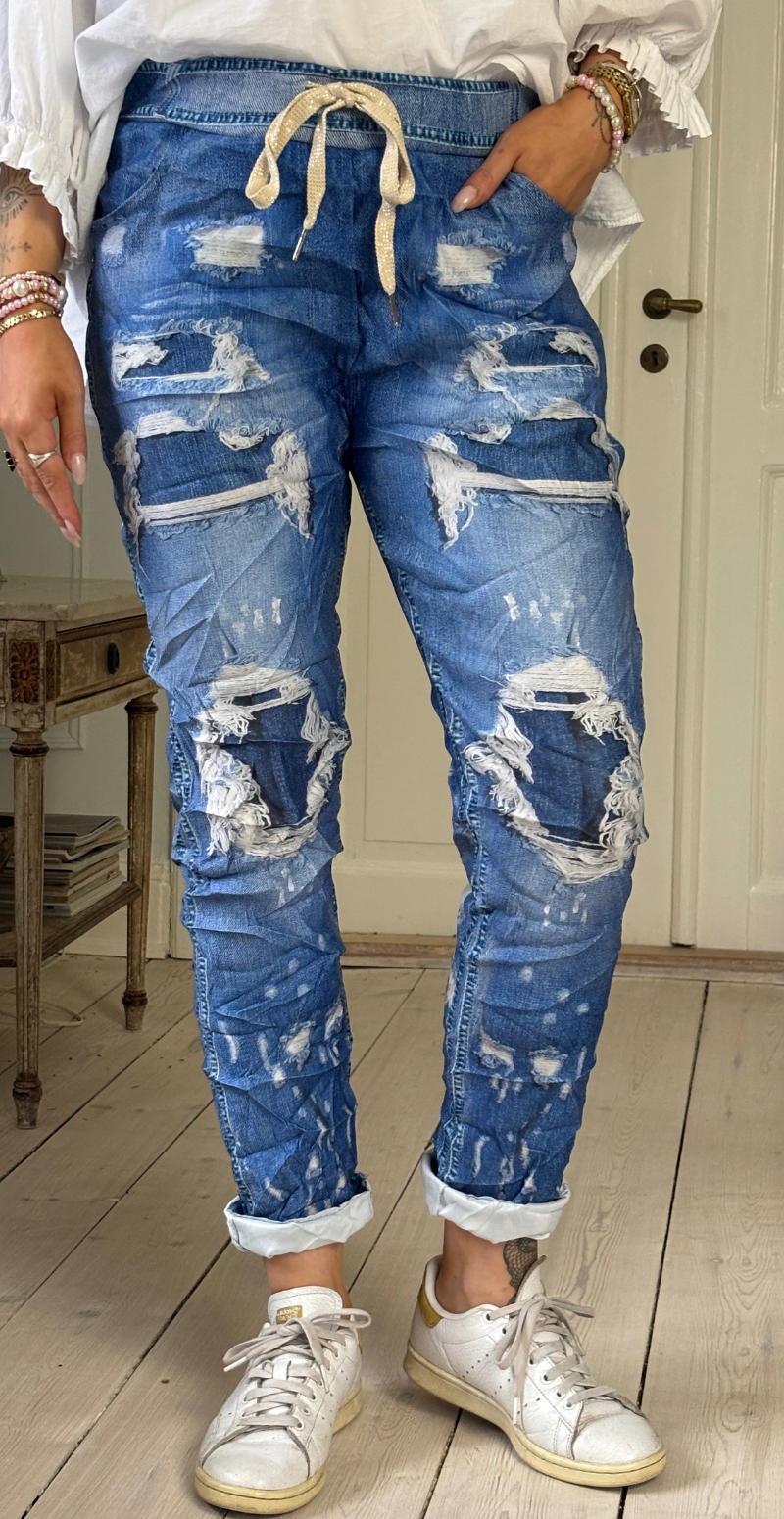Forudbestil uge 7 Sisse bukser i ripped denimlook Likelondon