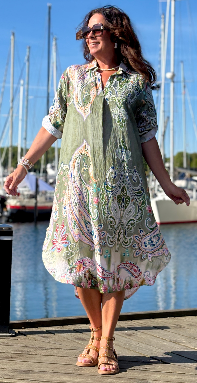 Forudbestil uge 22 Nataline kjole med krave og paisley khaki LikeLondon