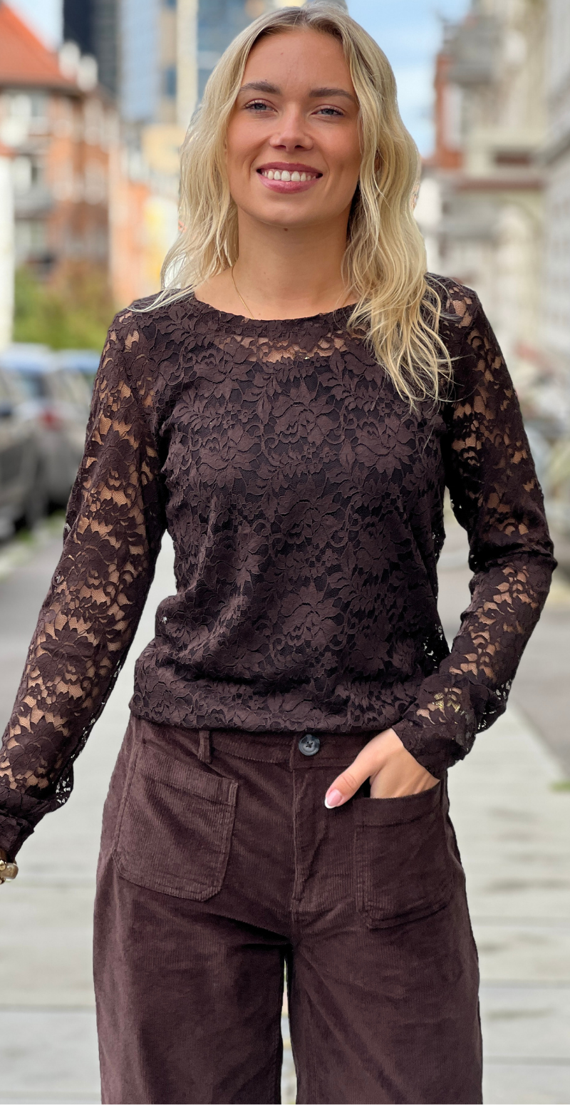 Saldo langærmet bluse med blonder mole Freequent