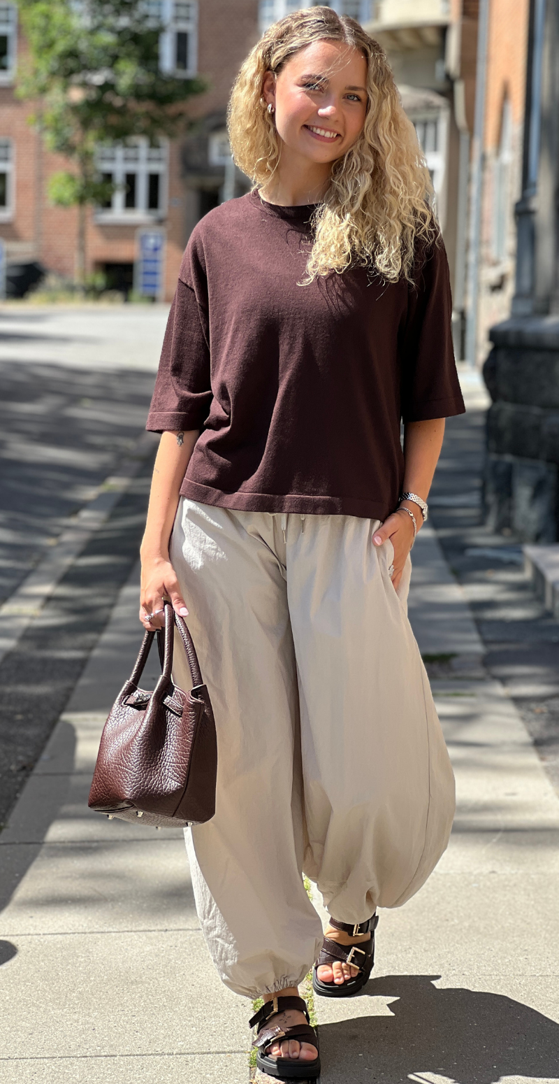 Marla ballonbukser med snøre og elastik i taljen beige LikeLondon