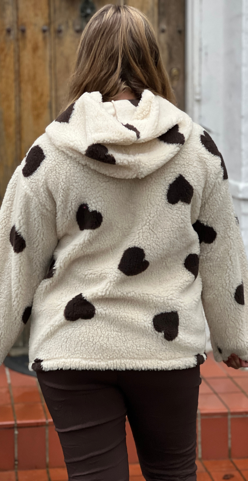 Nema teddy jakke i uld med hjerter beige LikeLondon