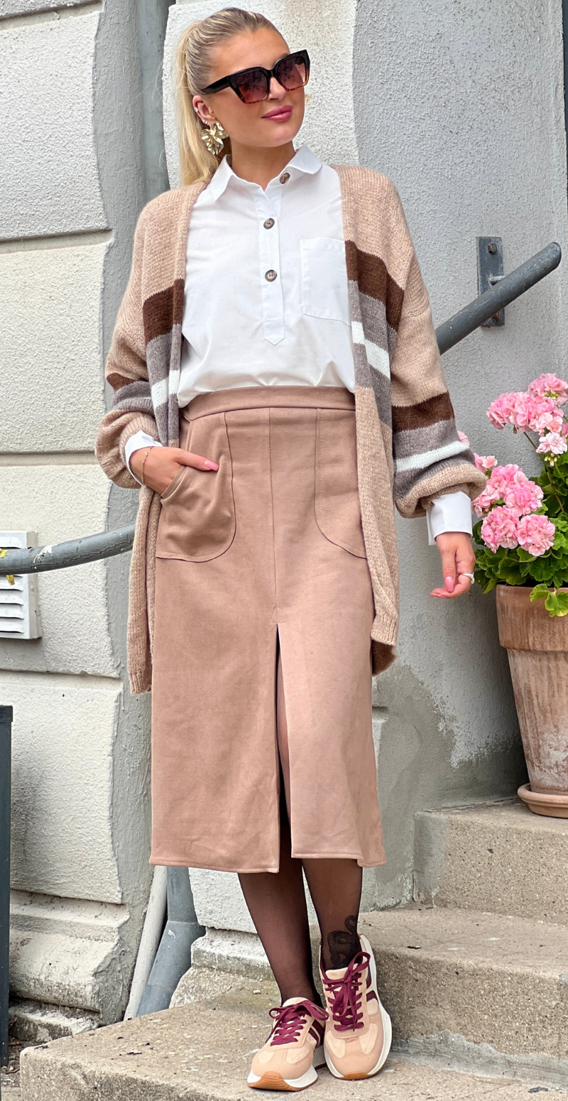 Regitze cardigan med striber camel LikeLondon