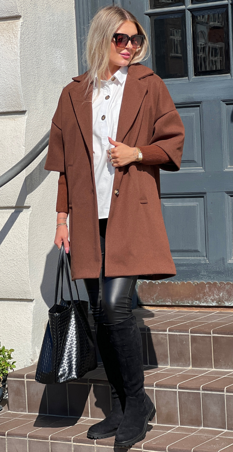 Nanna jakke med ribærmer brun Likelondon
